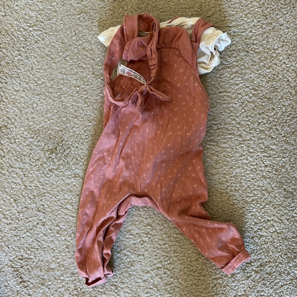 Fred & Flo romper and onesie with matching head band